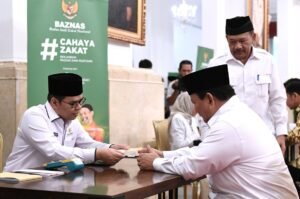 Prabowo bayar zakat