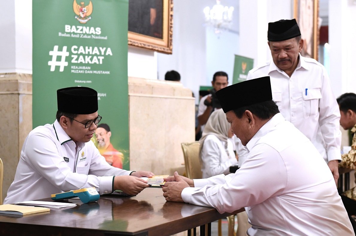 Prabowo bayar zakat