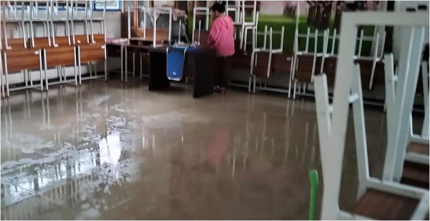 sekolah