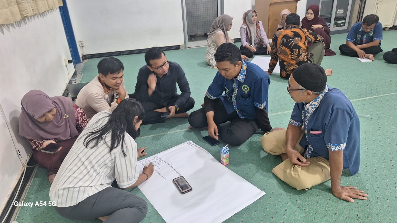 diskusi guru