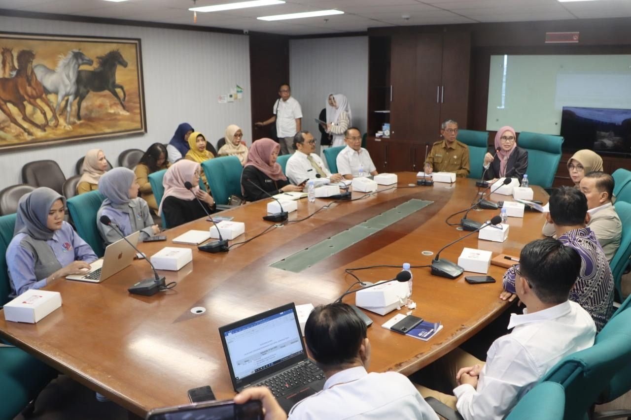 Rapat peluncuran Gratispol