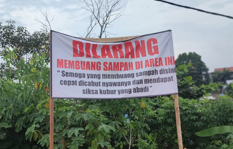 sampah dan siksa kubur