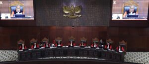 Majelis Hakim Konstitusi dalam Sidang Pengucapan Putusan Nomor 135/PUU-XXII/2024 yang digelar pada Kamis (26/6) di Ruang Sidang Pleno MK. (Foto: Humas/Ifa/MK)