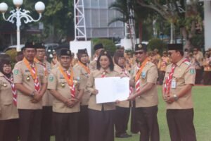 Wali Kota Balikpapan Rahmad MAs'ud saat menghibahkan lahan strategis seluas lebih dari 25 hektare di Kilometer 13 kepada Kwartir Cabang (Kwarcab) Pramuka / Smartrt.news
