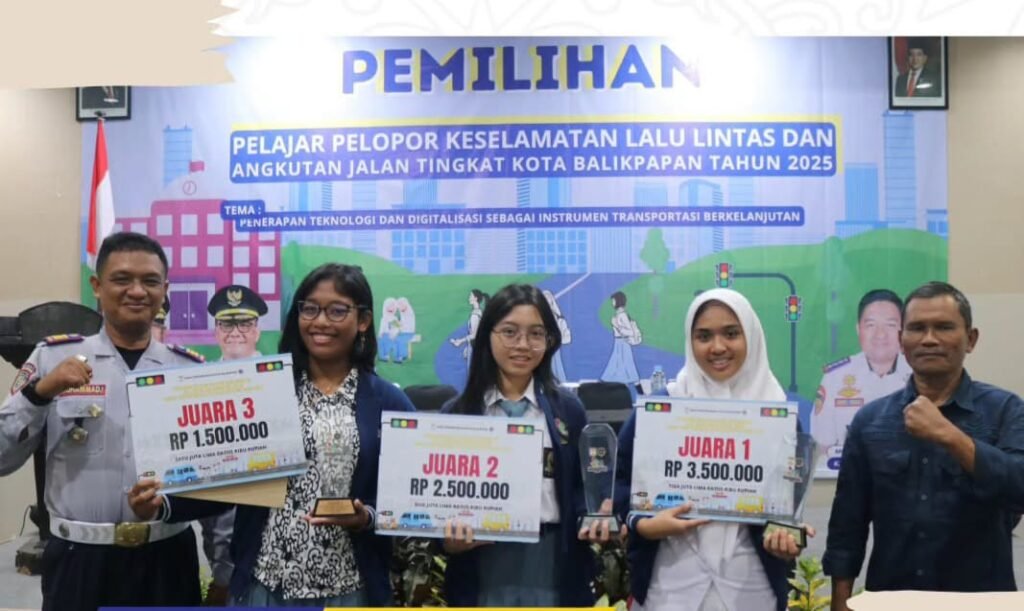 Dari Ruang Kelas ke Jalan Raya: Pelajar Balikpapan Belajar Jadi Pelopor Keselamatan