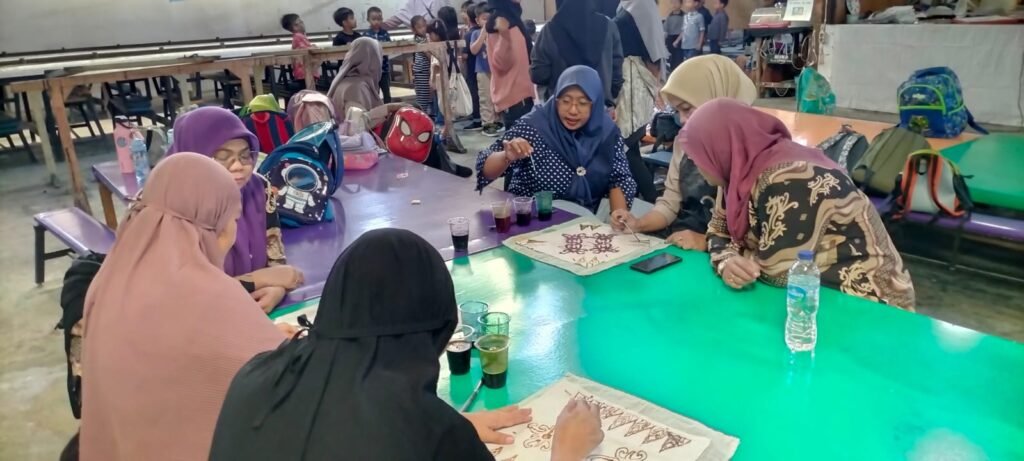Lestarikan Budaya Kembangkan Ekonomi Kreatif, Gagas Pelatihan Membatik di Karang Rejo Balikpapan